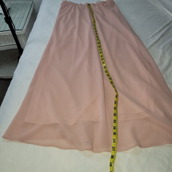 Elegant-Upscale -Formal Soft Pink Colored Formal Dress Size 8 - Picture 10 of 12